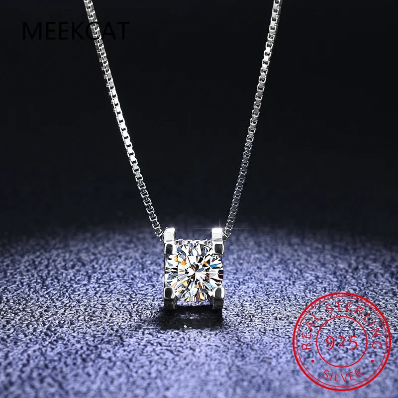 Sparkling Love Necklace